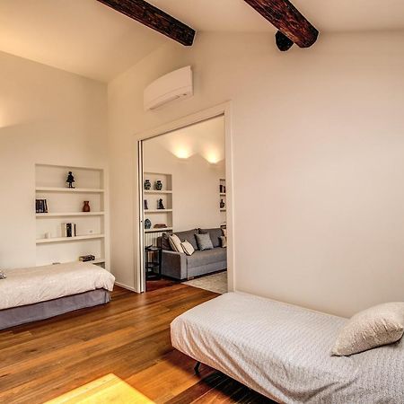 Luxurious Apartment In Milano Esterno foto