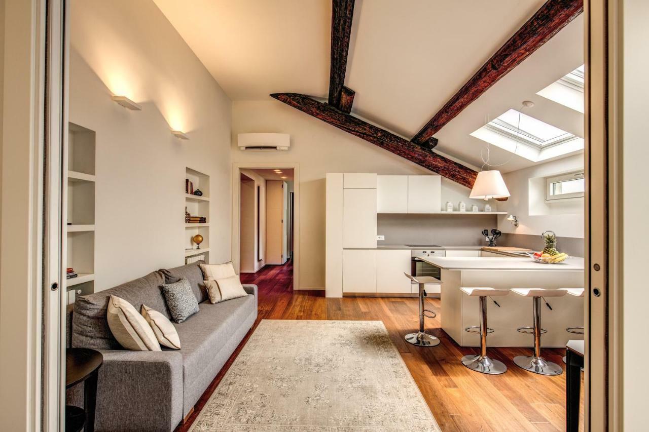 Luxurious Apartment In Milano Esterno foto