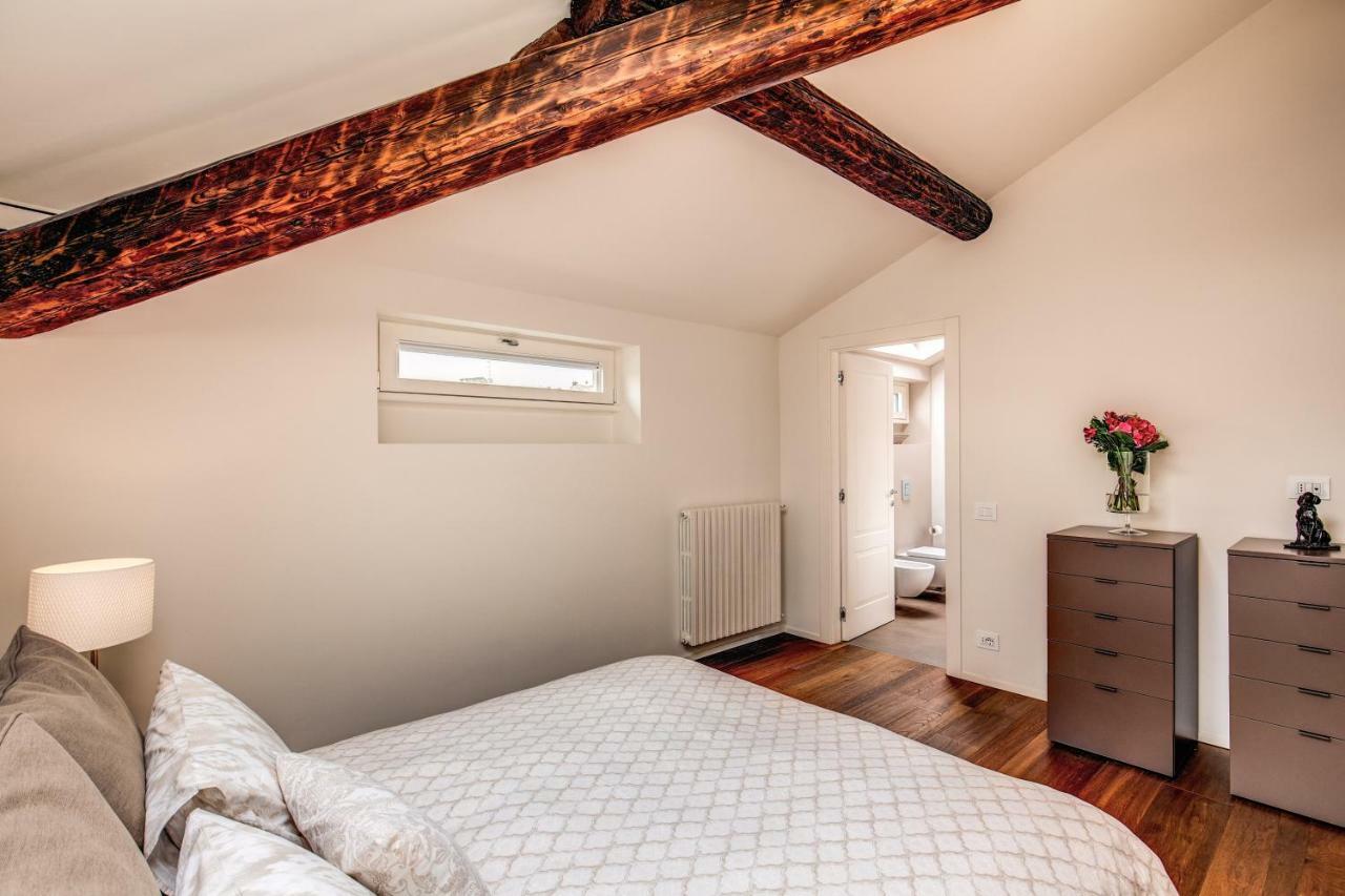 Luxurious Apartment In Milano Esterno foto