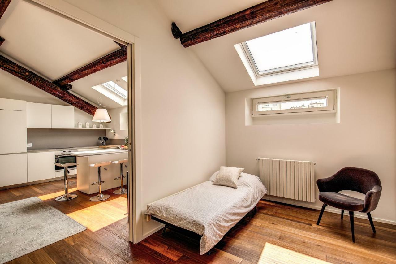 Luxurious Apartment In Milano Esterno foto
